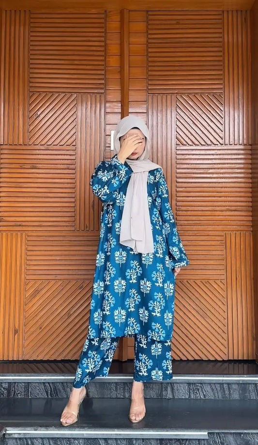 (blue ) 2Pc Stitched SAPPHIRE BRAND SUITS (Premium Lilen)